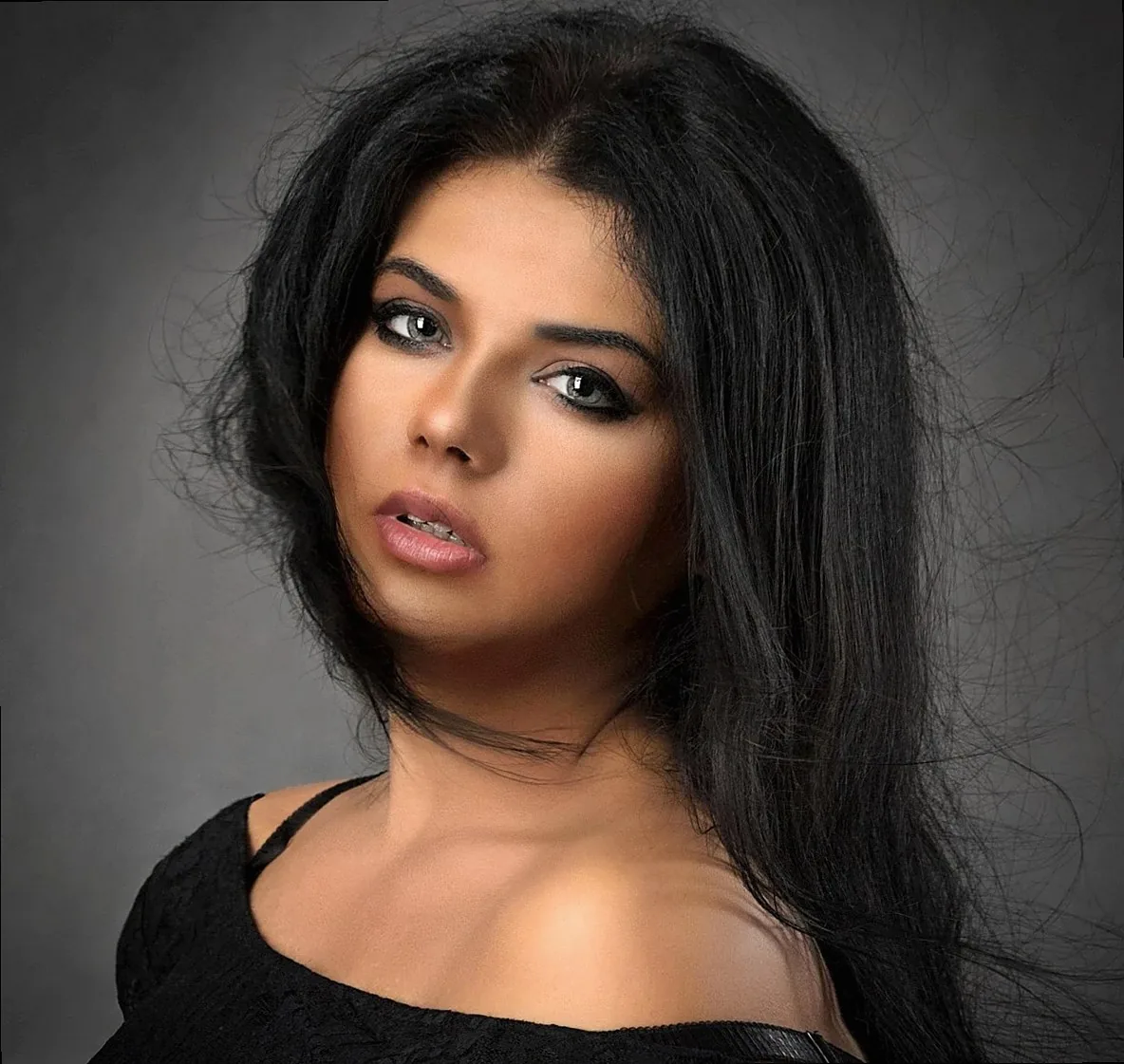 girl, portrait, woman, sensual, face, beauty, look, eyes, hair, people, black, caucasian, face, hair, people, people, pe
